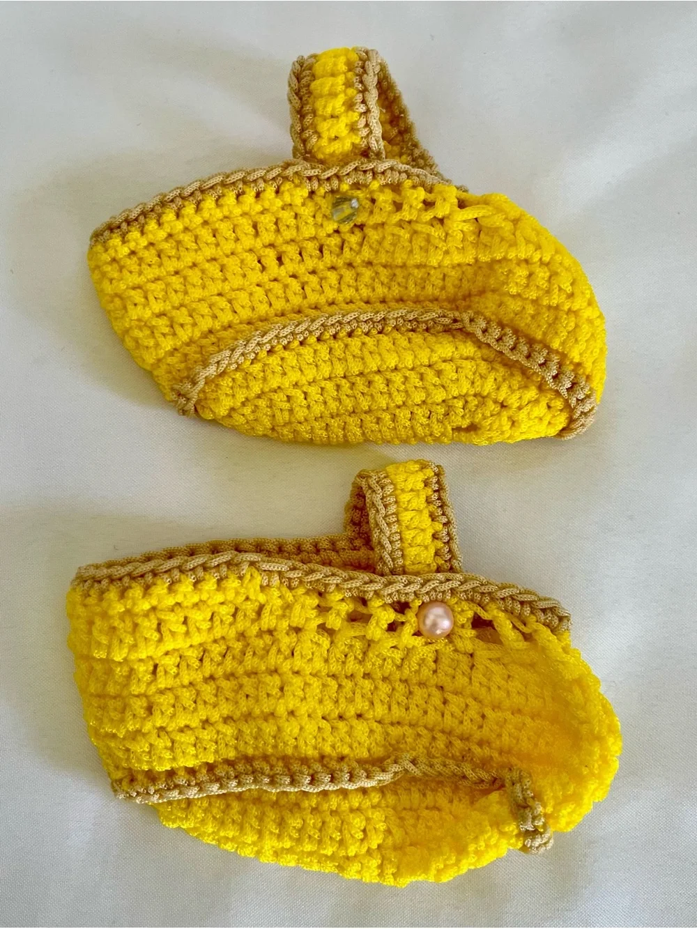 Hand‑Knit Baby Booties – Yellow – Size 1 – Structured Yarn – Newborn Photo Prop